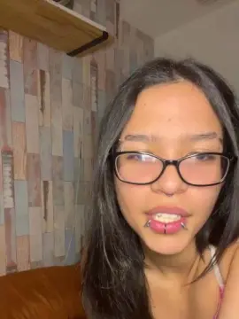 Cam4 Live Sex of crystilove4