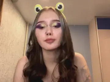 Cam4 Free Porn Cam of KarieTinnin