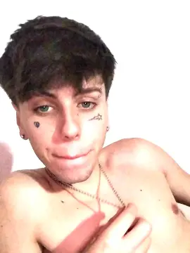 Cam4 Live Sex of sableye21