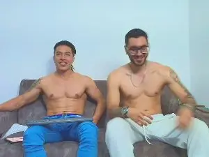 Cam4 Watch Live Sex Cams of thebadboys01