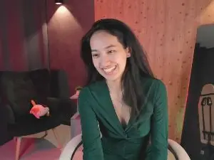 Cam4 Live Sex of FlirtyAura