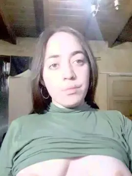 Cam4 Live Porn of luney5