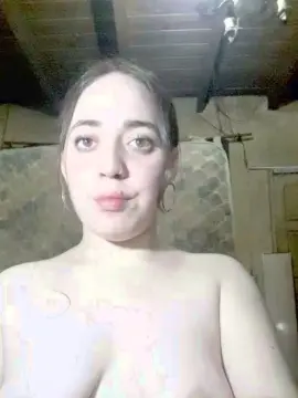 Cam4 Free Live Porn of luney5