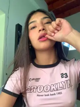 Cam4 Live Sex of Miel98