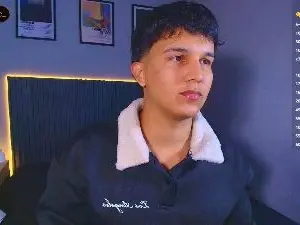 Cam4 Sex Cam of Leo_Savage