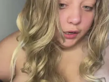 Cam4 Private Sex Chat of soyirislevin