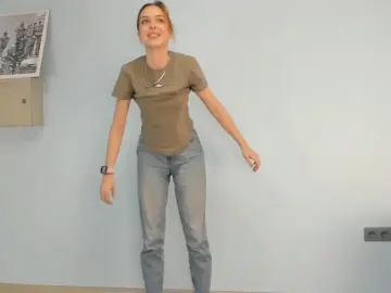 Cam4 Live Sex Cam of TamikaAkimseu