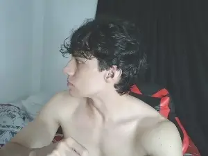 Cam4 Free Live Porn of ares_bigcock