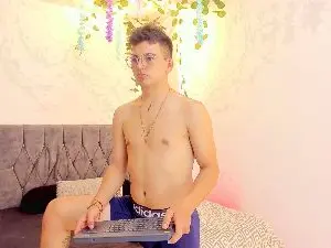 Cam4 Free Porn Cam of school_sexx
