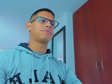 Cam4 Live Sex of John_pmr