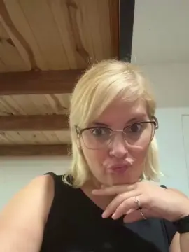 Cam4 Free Live Porn of Micarica