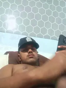 Cam4 Live Sex of JesusOviedo888