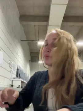 Cam4 Live Porn of helenawrld
