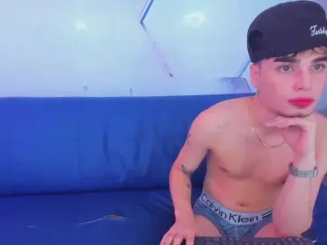 Cam4 Live Sex Cam of Alex_jeins_at