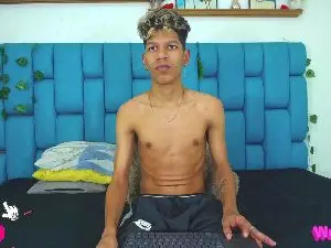 Cam4 Sex Cam of Hot_Boys_Latino