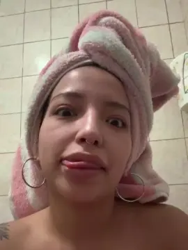 Cam4 Live Sex of Sexyvalenlu