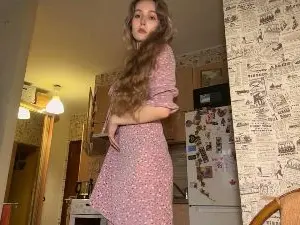 Cam4 Watch Live Sex Cams of EmikoVlcek