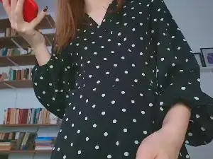 Cam4 Adult Video Chat of LoreleiAkbar