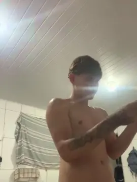 Cam4 Free Porn Cam of Surfista244