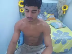 Cam4 Watch Live Sex Cams of Oliver_Parker