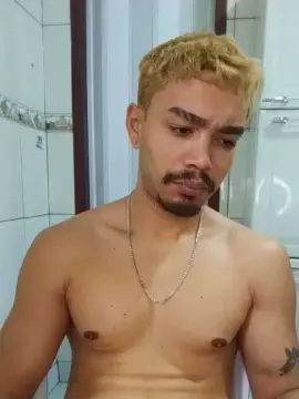 Cam4 Free Live Porn of JottaK