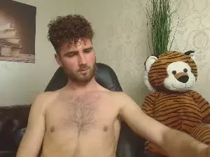 Cam4 Free Live Porn of KyloEast