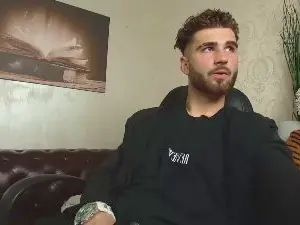 Cam4 Best live sex cam show of KyloEast