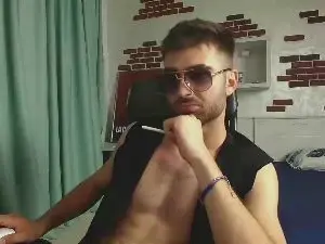Cam4 Live Sex of KyloEast