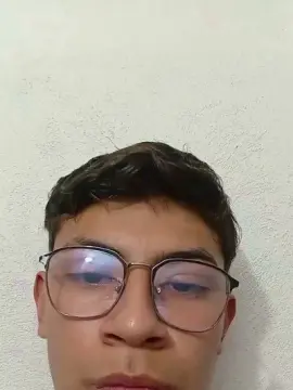 Cam4 Live Sex Cam of lion3hdz1