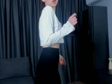 Cam4 Live Porn of YungDowis