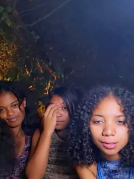 Cam4 Live Porn of NickiFrenchy