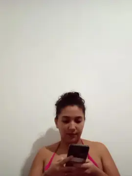 Cam4 Private Sex Chat of Scarlatta_hot
