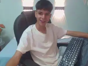 Cam4 Free Live Porn of maxim_rod