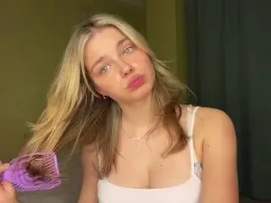 Cam4 Free Porn Cam of LindseyWatah