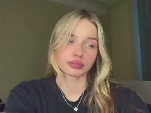 Cam4 Nude Webcam of LindseyWatah