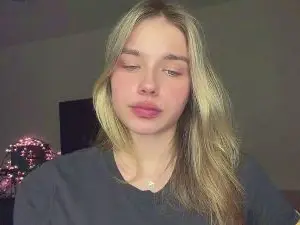 Cam4 Watch Live Sex Cams of LindseyWatah