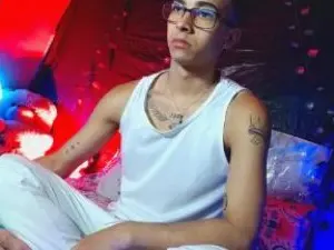 Cam4 Adult Webcam of multicolor_2024