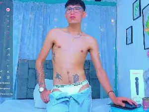 Cam4 Live Porn of Demonsalvatore