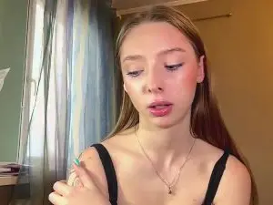 Cam4 Live Sex Cam of MadalynGuse