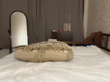 Cam4 Free Porn Cam of CrystleCastros