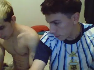Cam4 Live Sex of Miloverboy