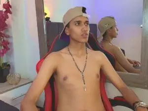 Cam4 Private Sex Chat of Alan_Colthon
