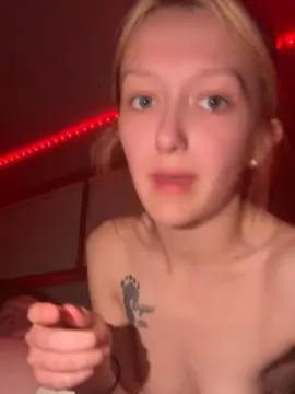 Cam4 Sex Cam of lilcam222