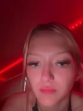 Cam4 Free Porn Cam of lilcam222