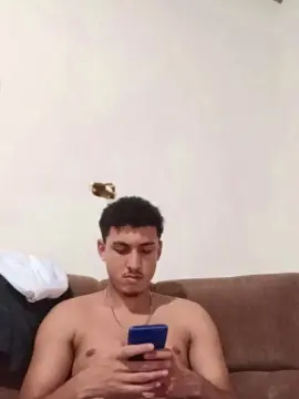 Cam4 Live Sex Cam of LucasFritz2304