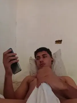 Cam4 Free Live Porn of LucasFritz2304