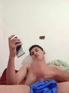 Cam4 Free Live Porn of LucasFritz2304