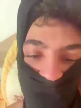 Cam4 Adult Video Chat of JeuneReb