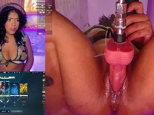 Cam4 Adult Webcam of NinaCapelli_