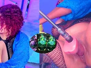 Cam4 Live Sex of NinaCapelli_